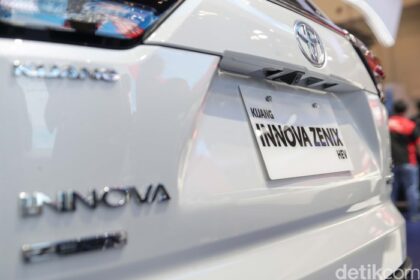 Update Terbaru 2026, Ini Rincian Pajak Toyota Kijang Innova Zenix yang Perlu Diketahui Pemilik
