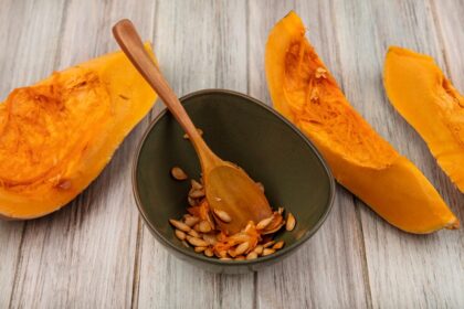 Biji Labu atau Kacang Almond, Mana yang Lebih Tinggi Magnesium?