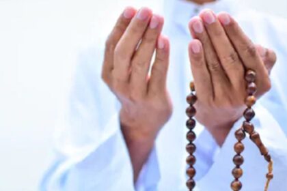 3 Bacaan Doa Memohon Hujan dalam Islam, Lengkap dengan Arab, Latin, dan Artinya